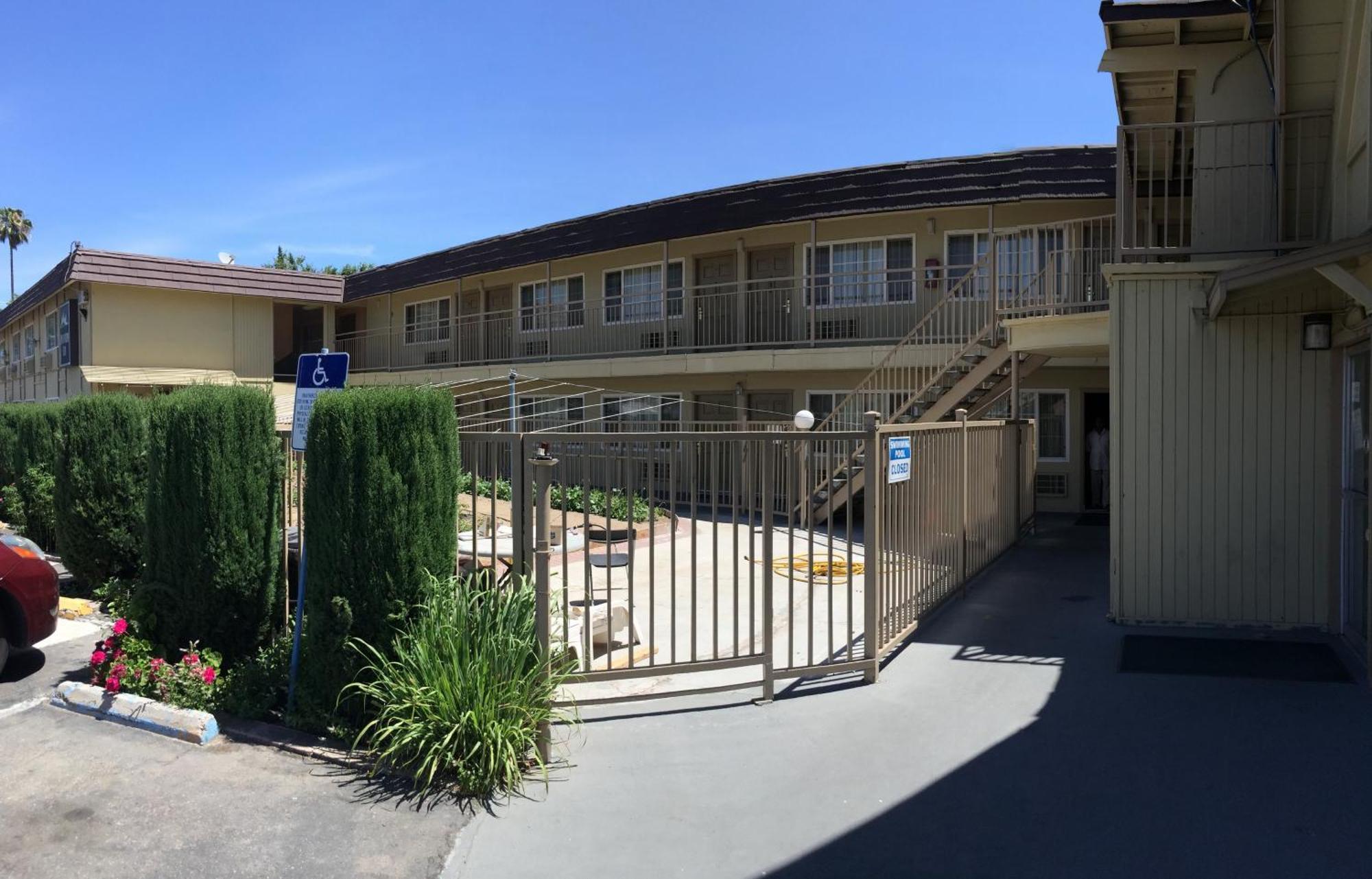 Discovery Inn Modesto Exterior foto
